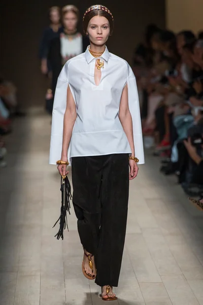 Look 35